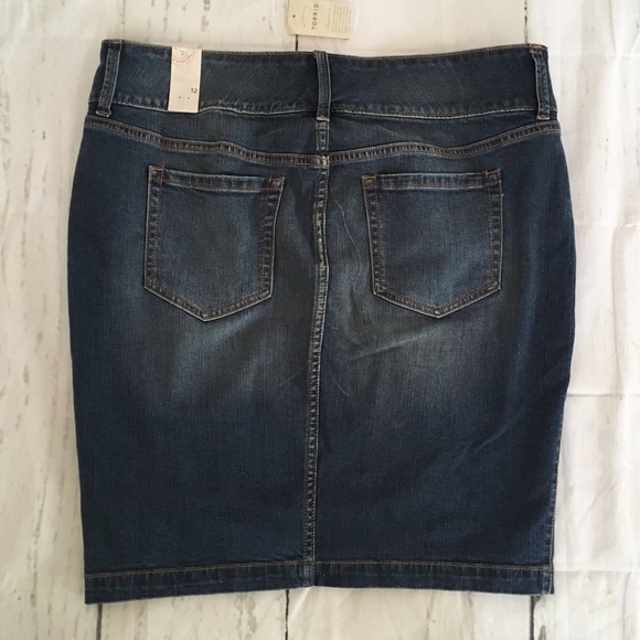 Torrid Distressed Destroyed Jean Skirt Size 12 - Picture 2 of 6